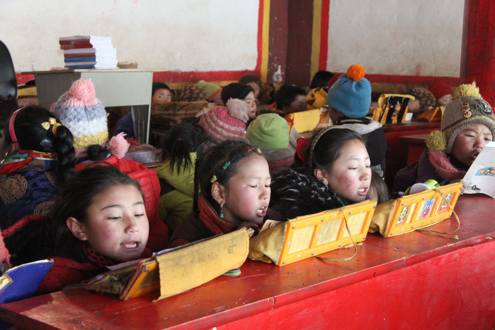 星空体育在线网站-星空（中国）公益回顾丨家国同欢月同圆 温暖满载甘孜州(图12)